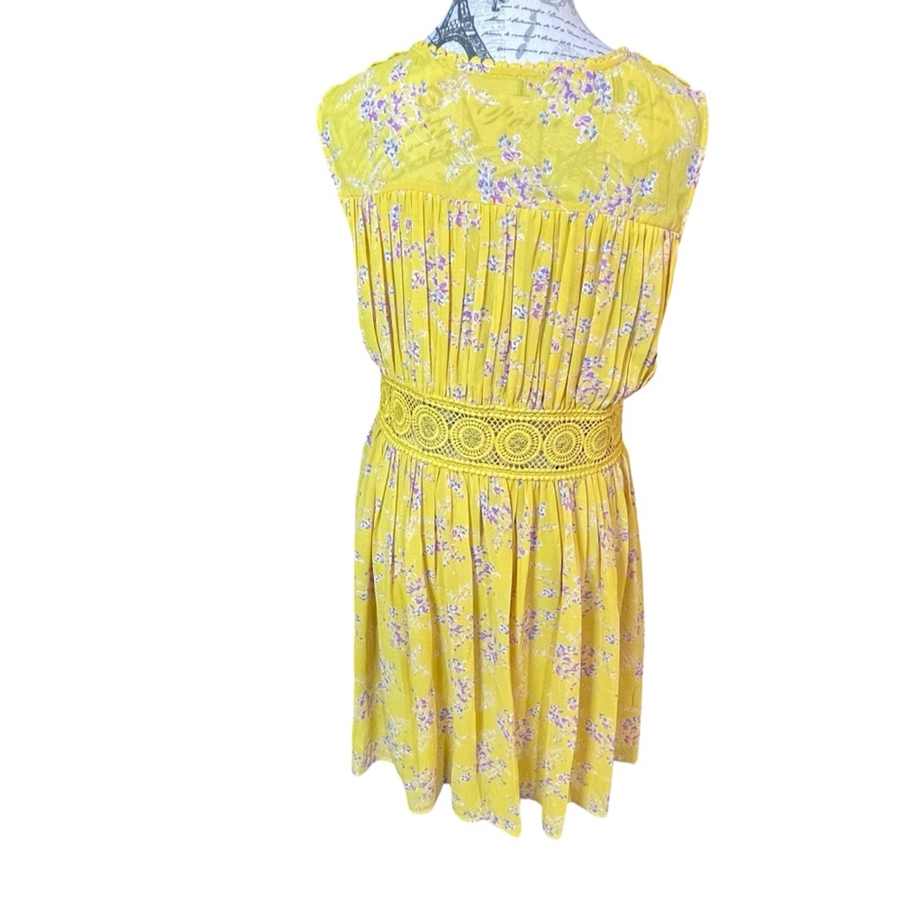 Entro Mustard Floral V-Neck Top - Picture 3 of 8